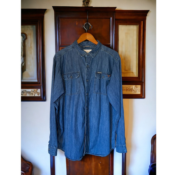 Men's Texas Longhorn Long Sleeve Denim Button Up Size Large - Picture 1 of 5